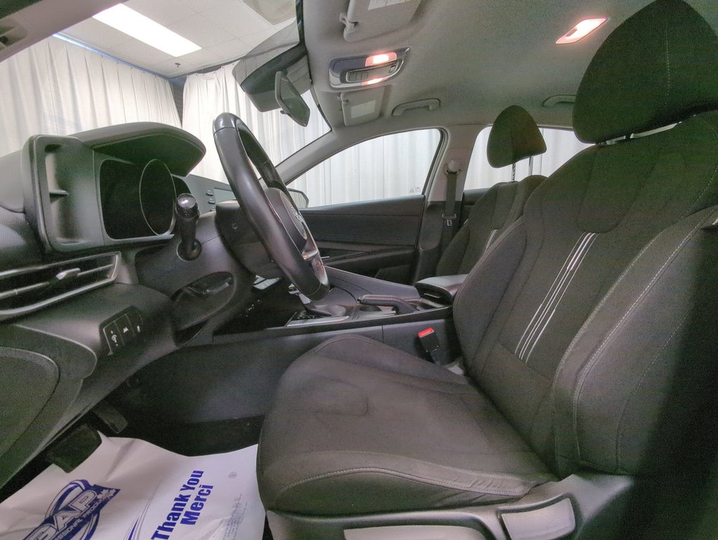 2022 Hyundai Elantra Preferred in Dartmouth, Nova Scotia - 11 - w1024h768px