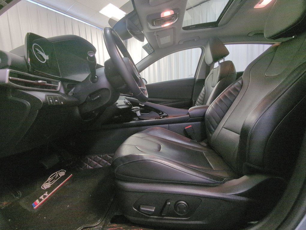 2022 Hyundai Elantra Ultimate Tech in Dartmouth, Nova Scotia - 11 - w1024h768px