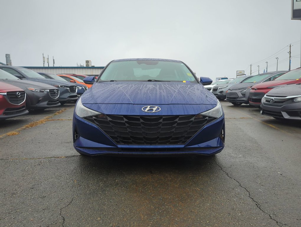 2023 Hyundai Elantra Preferred *GM Certified* in Dartmouth, Nova Scotia - 3 - w1024h768px