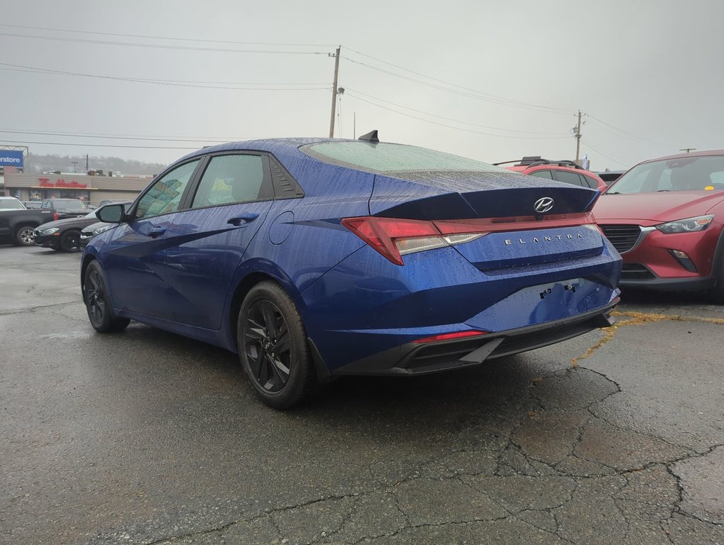 2023 Hyundai Elantra Preferred *GM Certified* in Dartmouth, Nova Scotia - 6 - w1024h768px