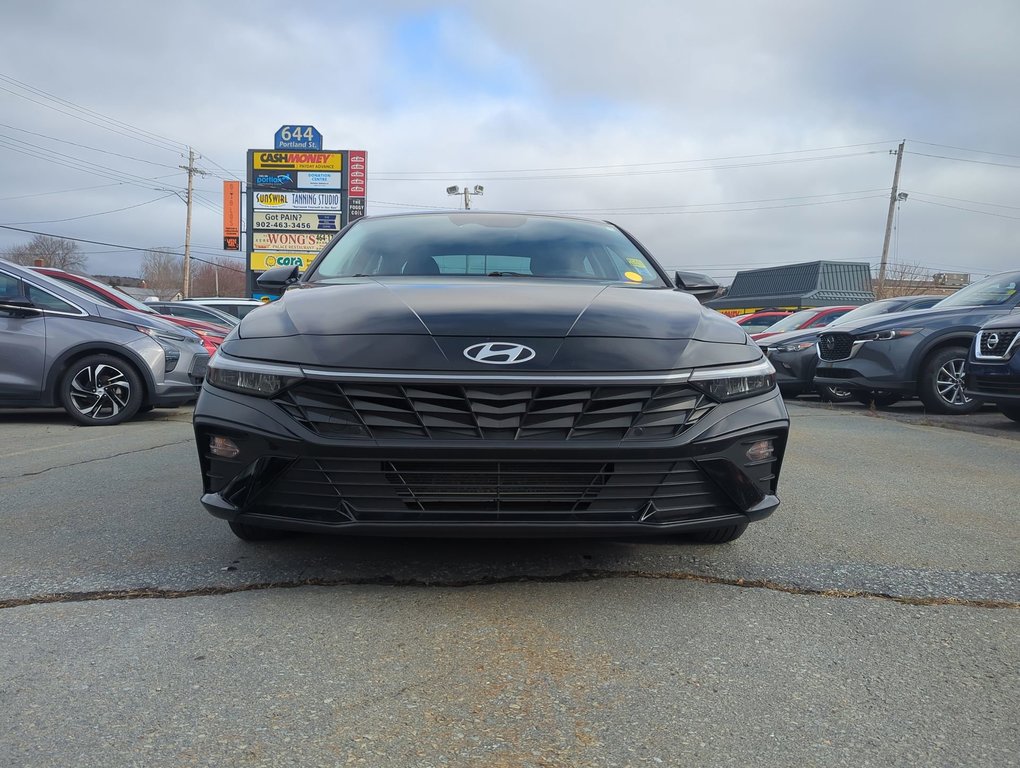 2024 Hyundai Elantra Essential *GM Certified* in Dartmouth, Nova Scotia - 3 - w1024h768px