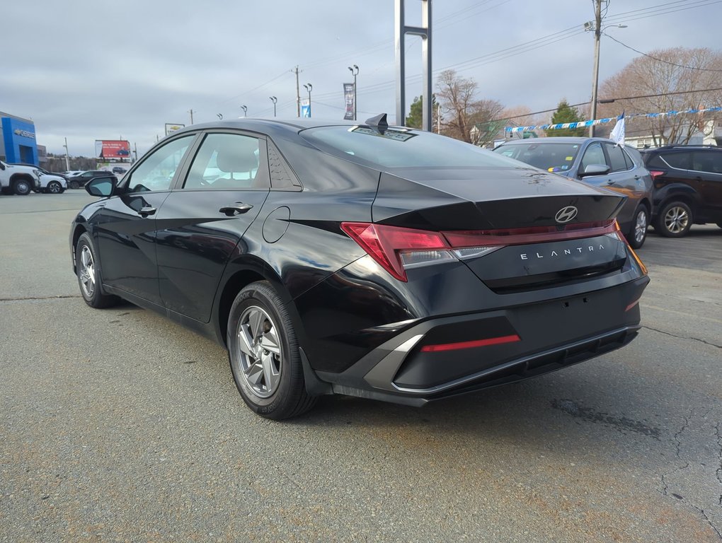 2024 Hyundai Elantra Essential *GM Certified* in Dartmouth, Nova Scotia - 6 - w1024h768px