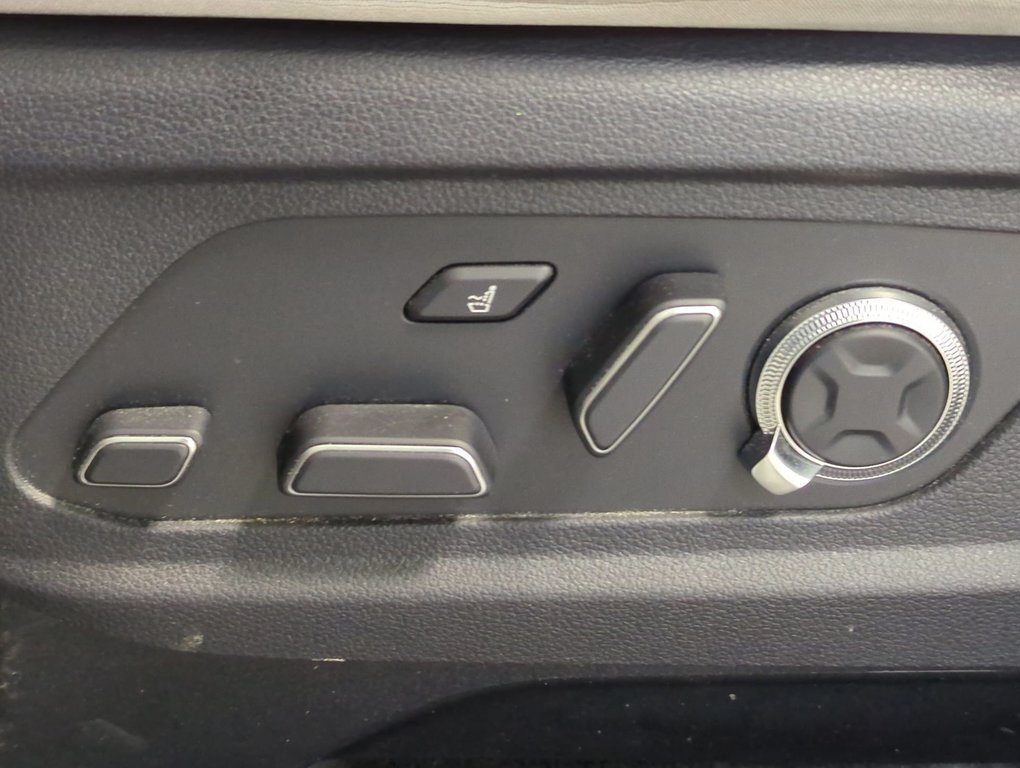 2024 Hyundai Palisade Ultimate Calligraphy in Dartmouth, Nova Scotia - 12 - w1024h768px