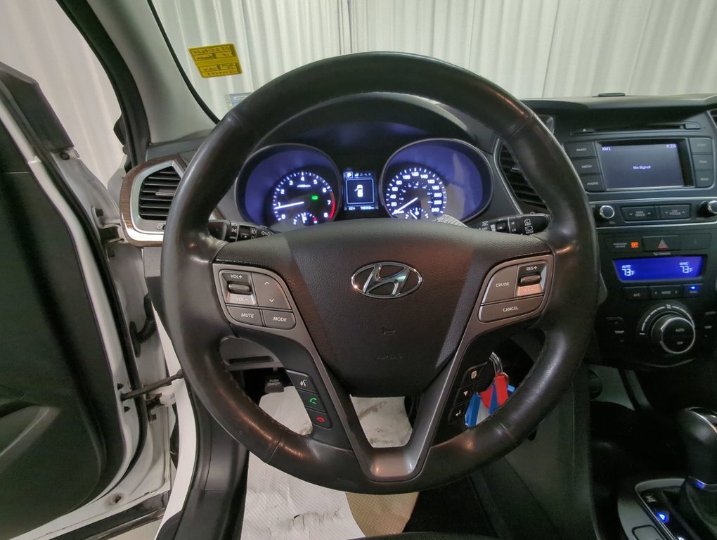 2017 Hyundai Santa Fe Sport SE in Dartmouth, Nova Scotia - 14 - w1024h768px