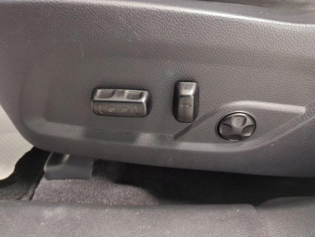 2017 Hyundai Santa Fe Sport SE in Dartmouth, Nova Scotia - 12 - w1024h768px