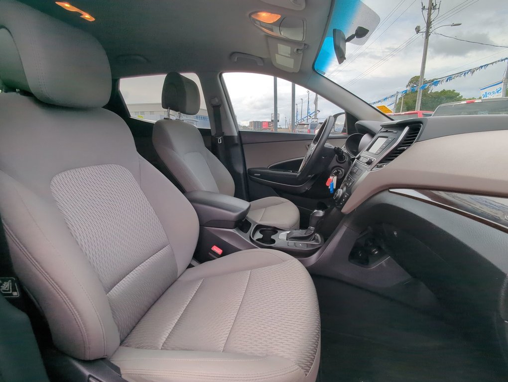 2018 Hyundai Santa Fe Sport BASE in Dartmouth, Nova Scotia - 23 - w1024h768px