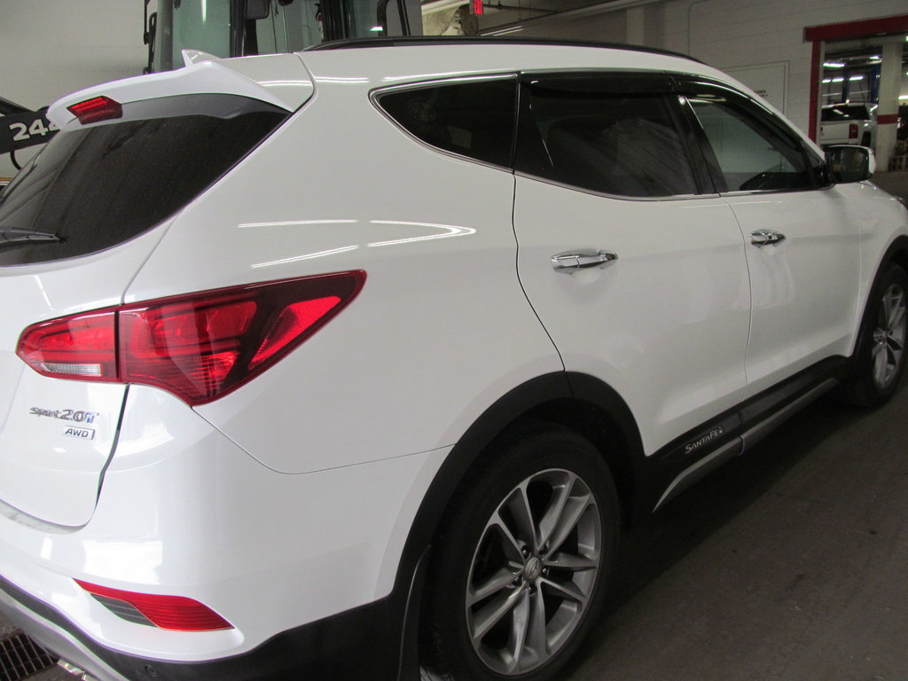 2018 Hyundai Santa Fe Sport Limited in Dartmouth, Nova Scotia - 4 - w1024h768px
