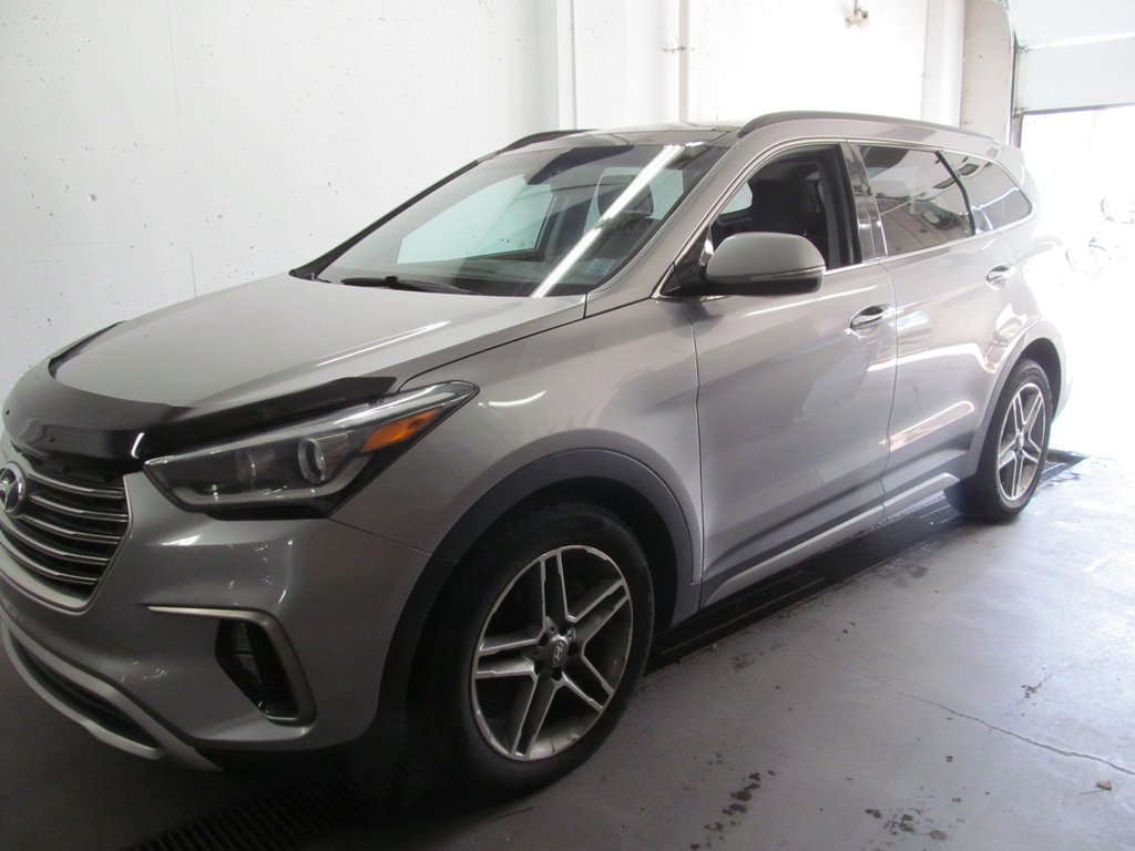 2018 Hyundai Santa Fe XL Limited in Dartmouth, Nova Scotia - 2 - w1024h768px