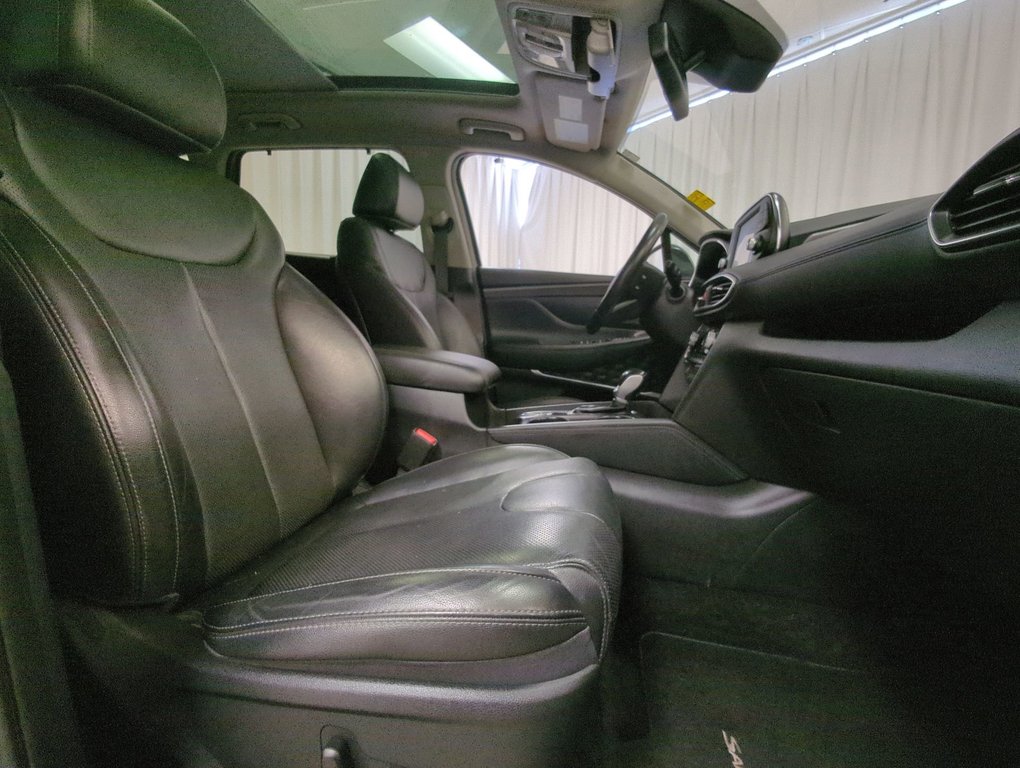 2020 Hyundai Santa Fe Luxury in Dartmouth, Nova Scotia - 25 - w1024h768px