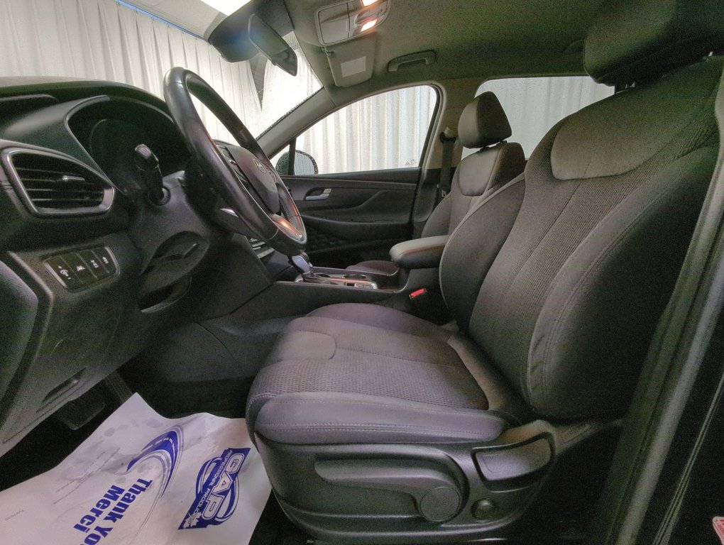 2020 Hyundai Santa Fe Essential in Dartmouth, Nova Scotia - 11 - w1024h768px