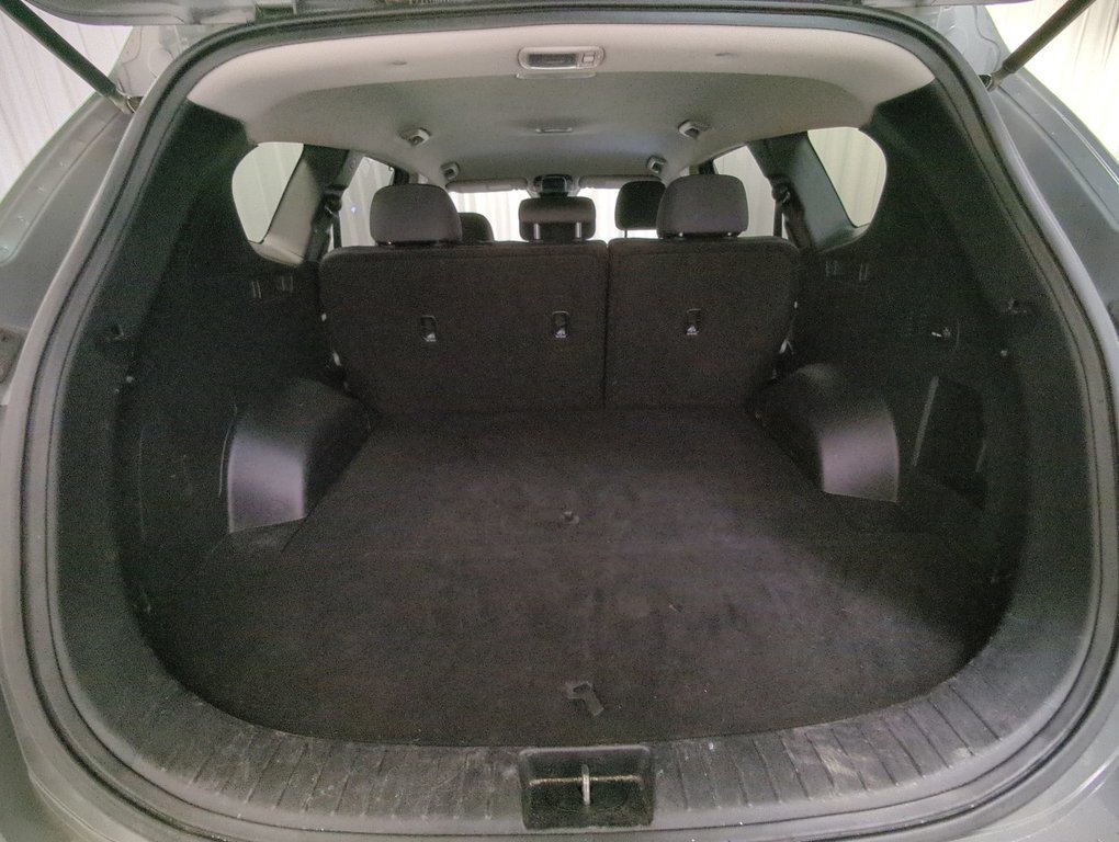 2021 Hyundai Santa Fe Preferred in Dartmouth, Nova Scotia - 22 - w1024h768px