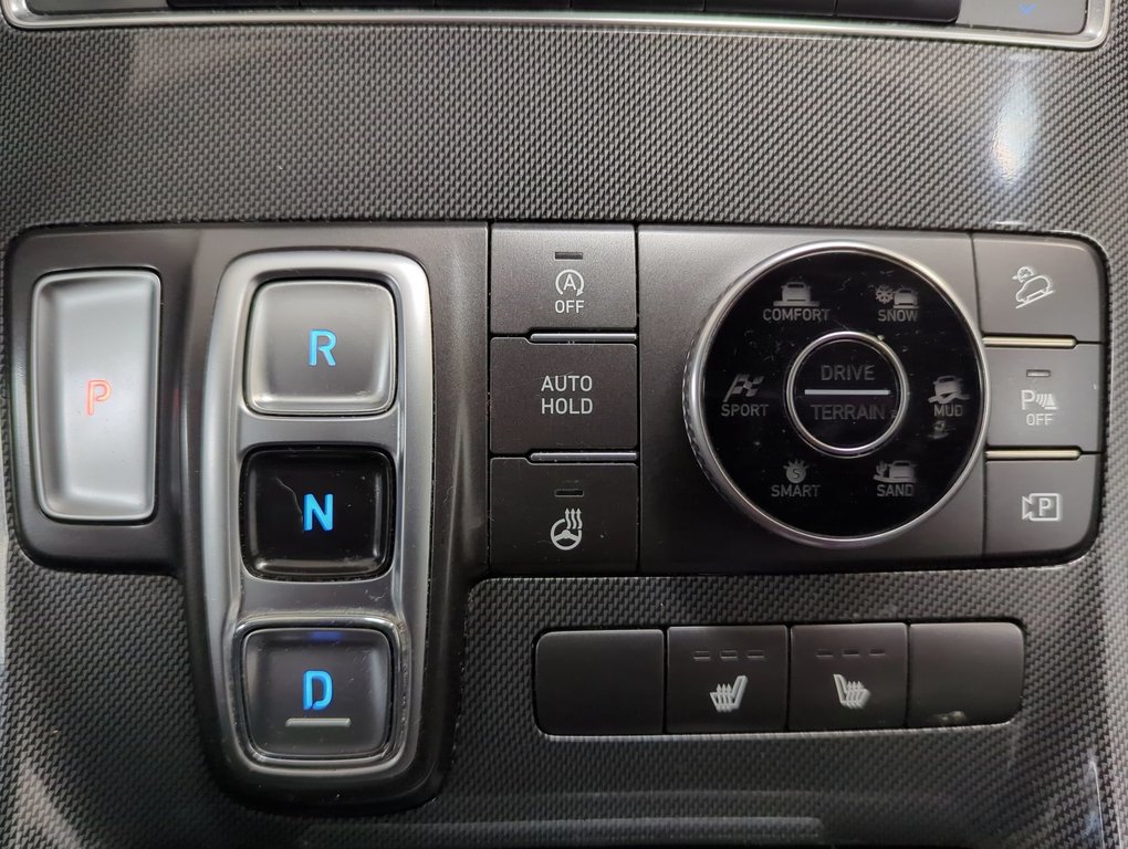 2021 Hyundai Santa Fe Preferred in Dartmouth, Nova Scotia - 19 - w1024h768px