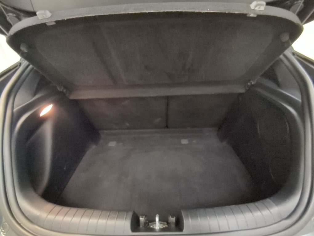 2020 Hyundai Veloster Turbo in Dartmouth, Nova Scotia - 24 - w1024h768px