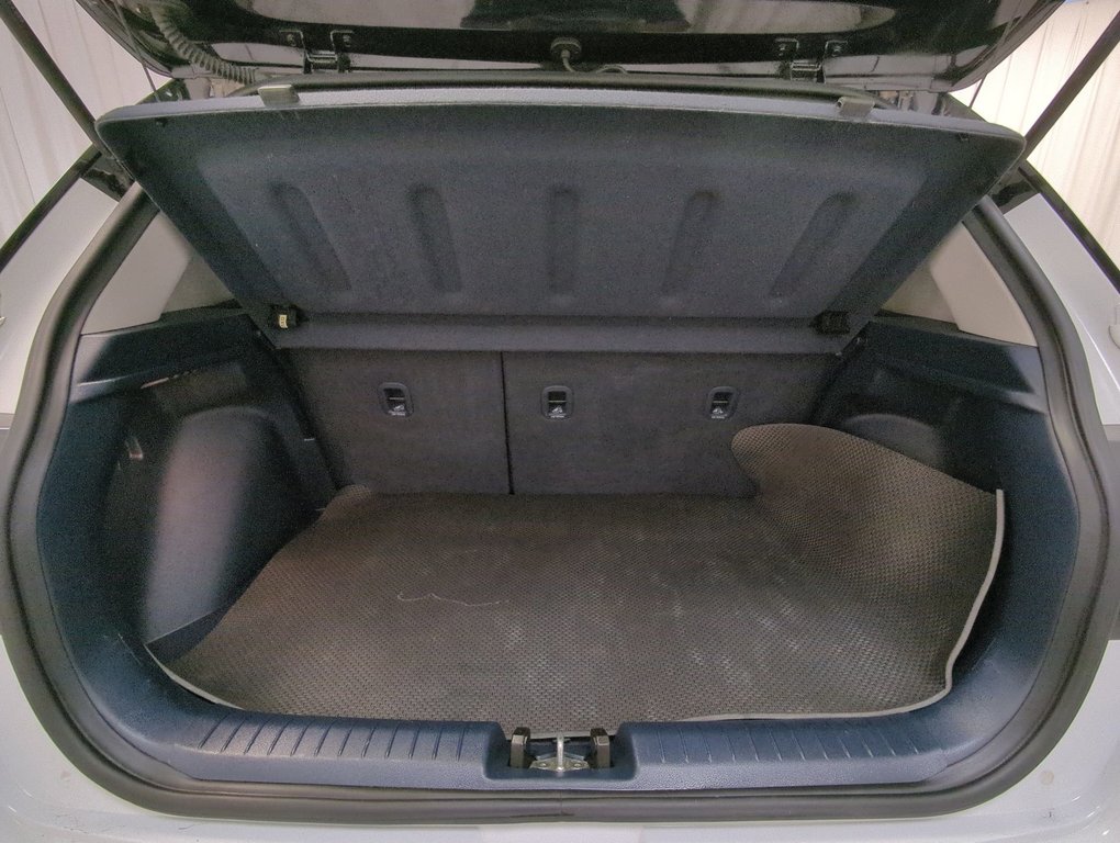 2020 Hyundai Venue Trend w/Urban Pkg/Denim Interior in Dartmouth, Nova Scotia - 22 - w1024h768px