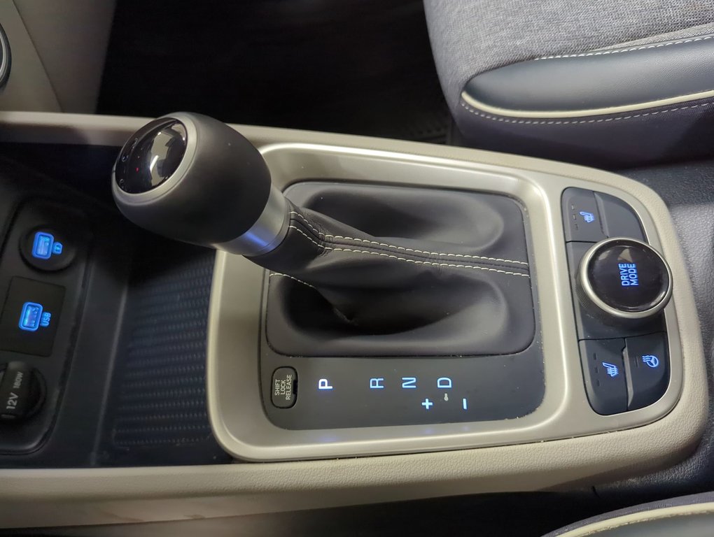 2020 Hyundai Venue Trend w/Urban Pkg/Denim Interior in Dartmouth, Nova Scotia - 19 - w1024h768px