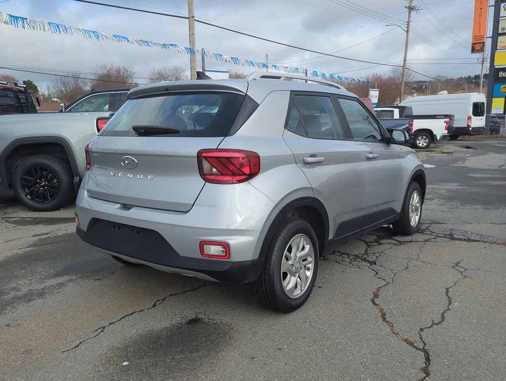 2022 Hyundai Venue Preferred *GM Certified* in Dartmouth, Nova Scotia - 8 - w1024h768px