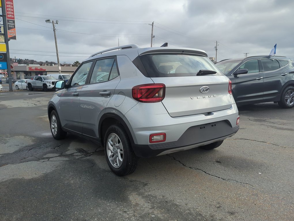 2022 Hyundai Venue Preferred *GM Certified* in Dartmouth, Nova Scotia - 6 - w1024h768px