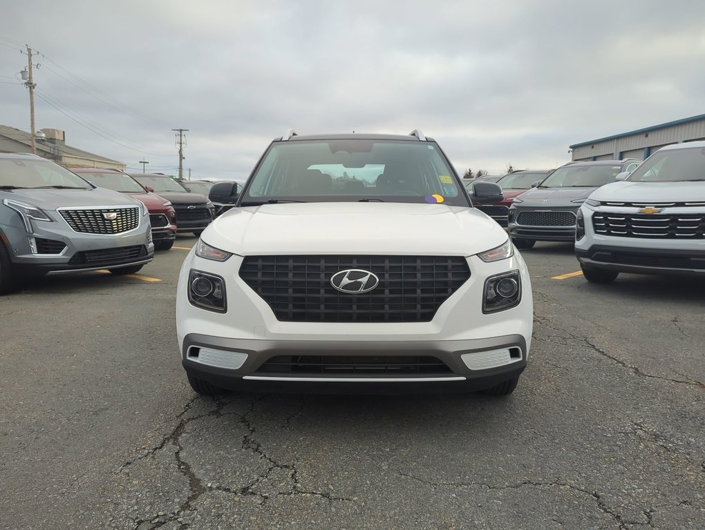 2023 Hyundai Venue Preferred *GM Certified* in Dartmouth, Nova Scotia - 3 - w1024h768px