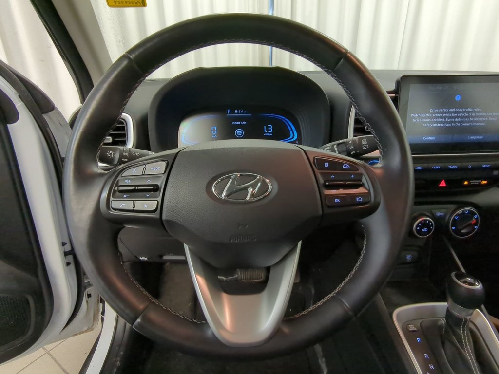 2023 Hyundai Venue Preferred in Dartmouth, Nova Scotia - 14 - w1024h768px