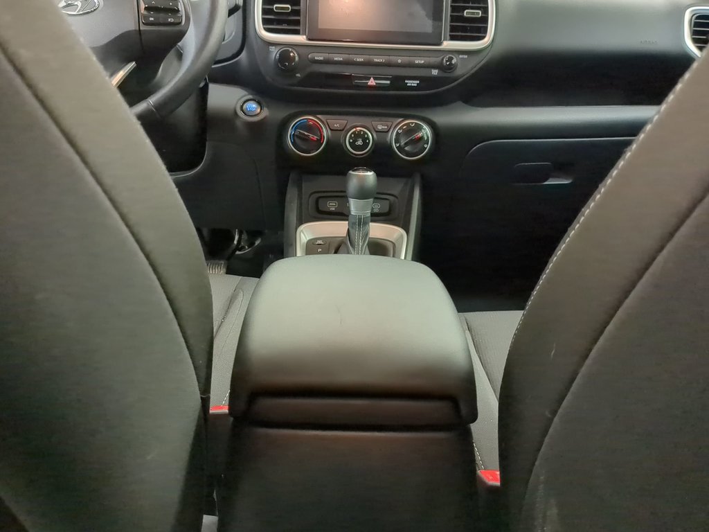 2023 Hyundai Venue Preferred in Dartmouth, Nova Scotia - 20 - w1024h768px