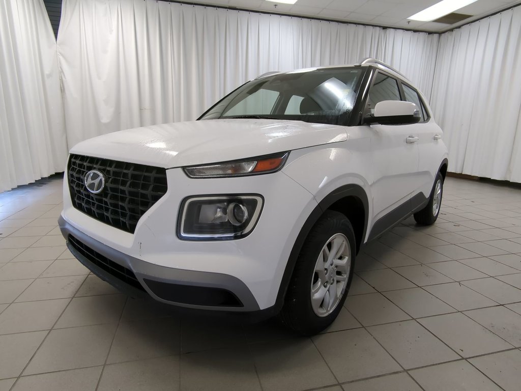 2023 Hyundai Venue Preferred in Dartmouth, Nova Scotia - 4 - w1024h768px
