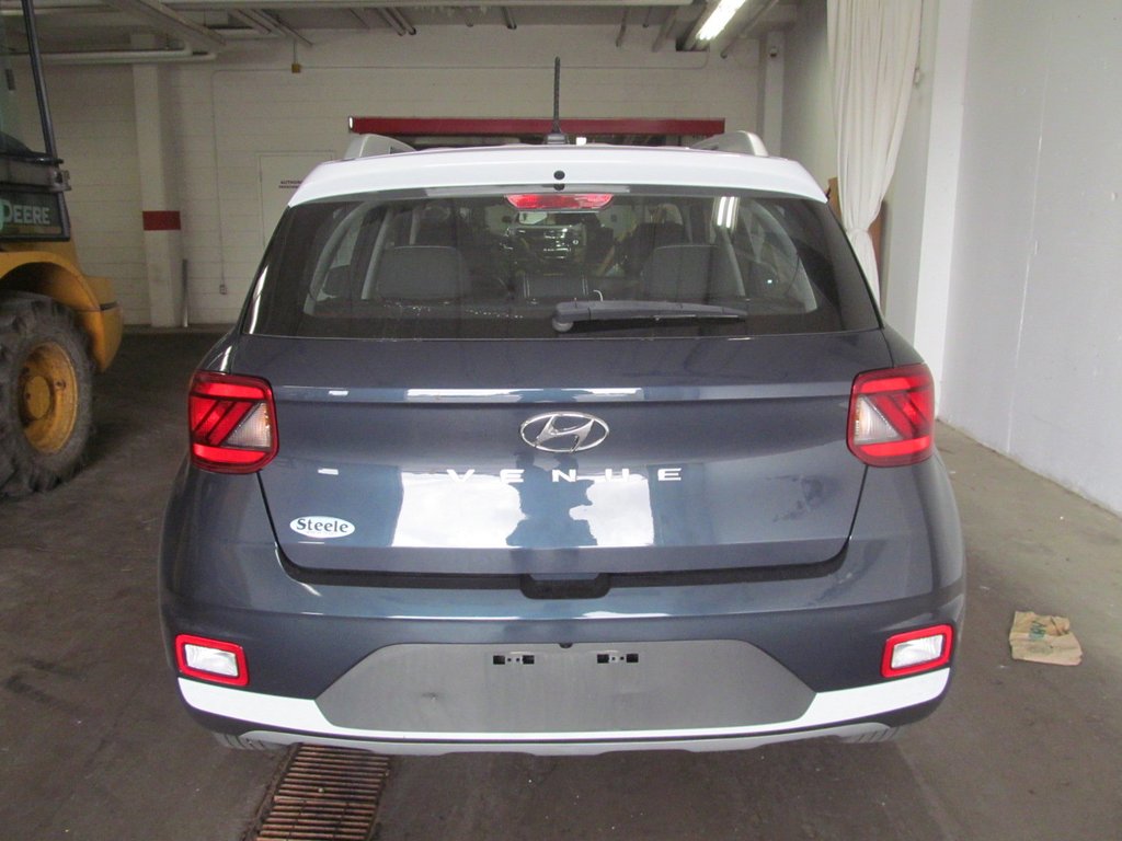 2023 Hyundai Venue Preferred in Dartmouth, Nova Scotia - 3 - w1024h768px