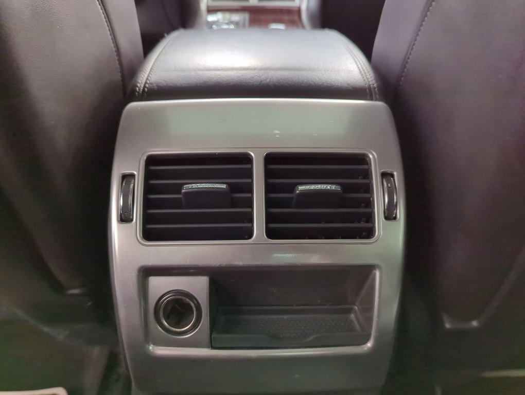 2012 Jaguar XF Portfolio w/Sport Pkg in Dartmouth, Nova Scotia - 21 - w1024h768px