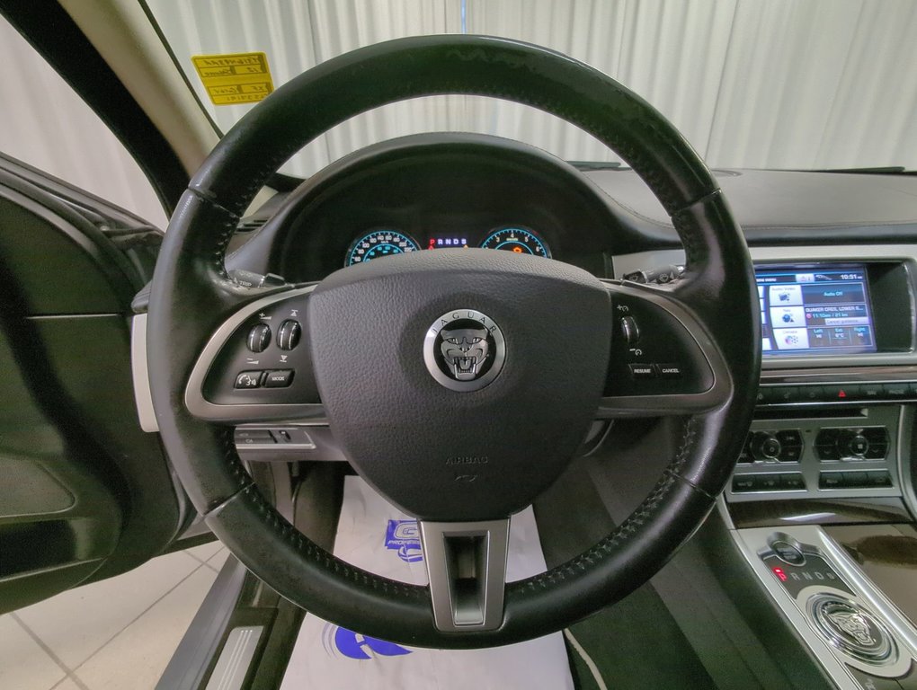 2012 Jaguar XF Portfolio w/Sport Pkg in Dartmouth, Nova Scotia - 14 - w1024h768px