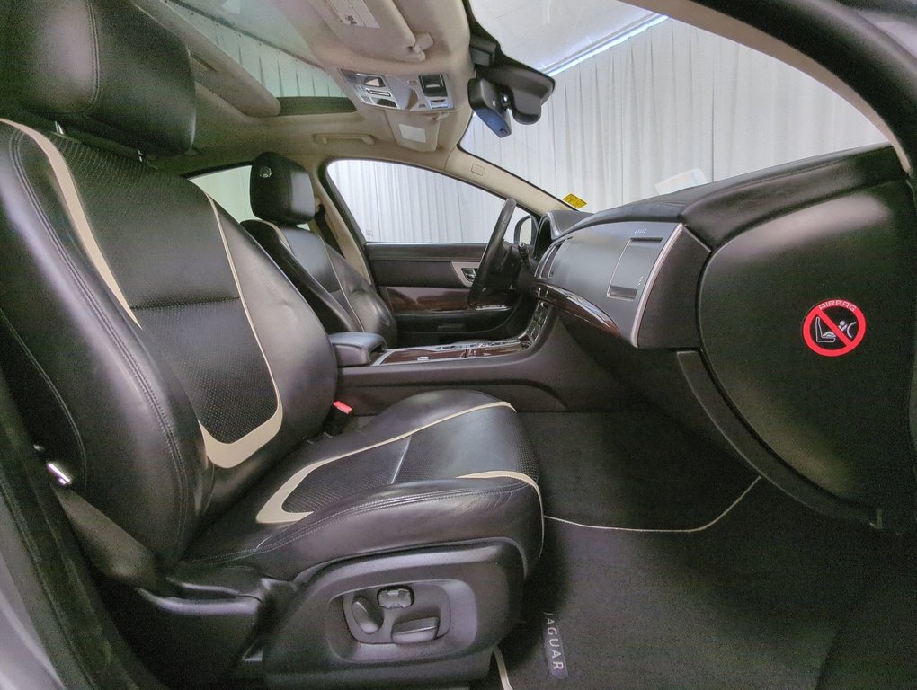 2012 Jaguar XF Portfolio w/Sport Pkg in Dartmouth, Nova Scotia - 25 - w1024h768px