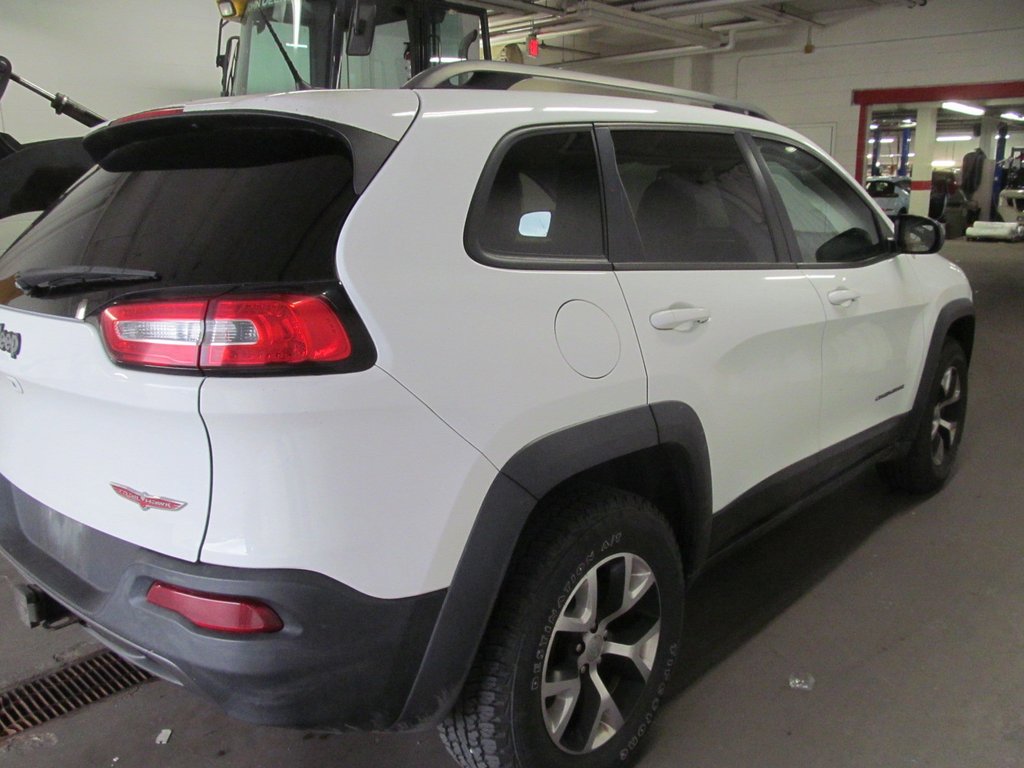 2014 Jeep Cherokee Trailhawk in Dartmouth, Nova Scotia - 4 - w1024h768px