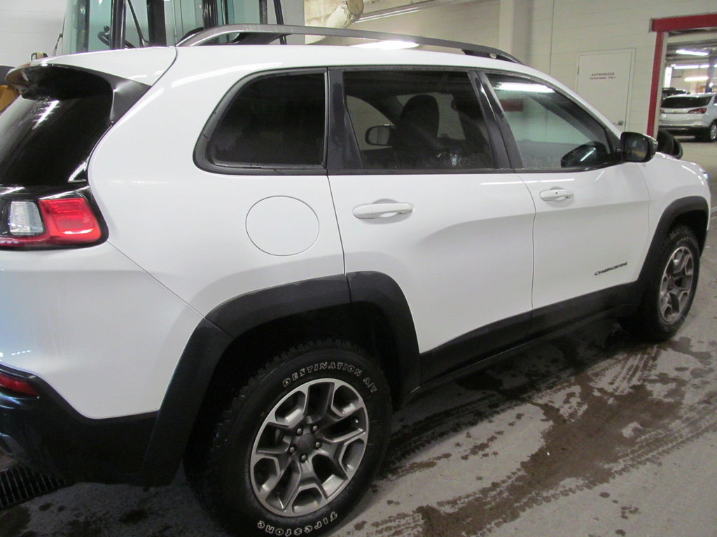 2020 Jeep Cherokee Trailhawk Elite in Dartmouth, Nova Scotia - 4 - w1024h768px