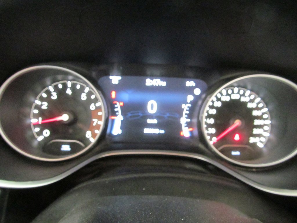 2018 Jeep Compass Limited in Dartmouth, Nova Scotia - 5 - w1024h768px