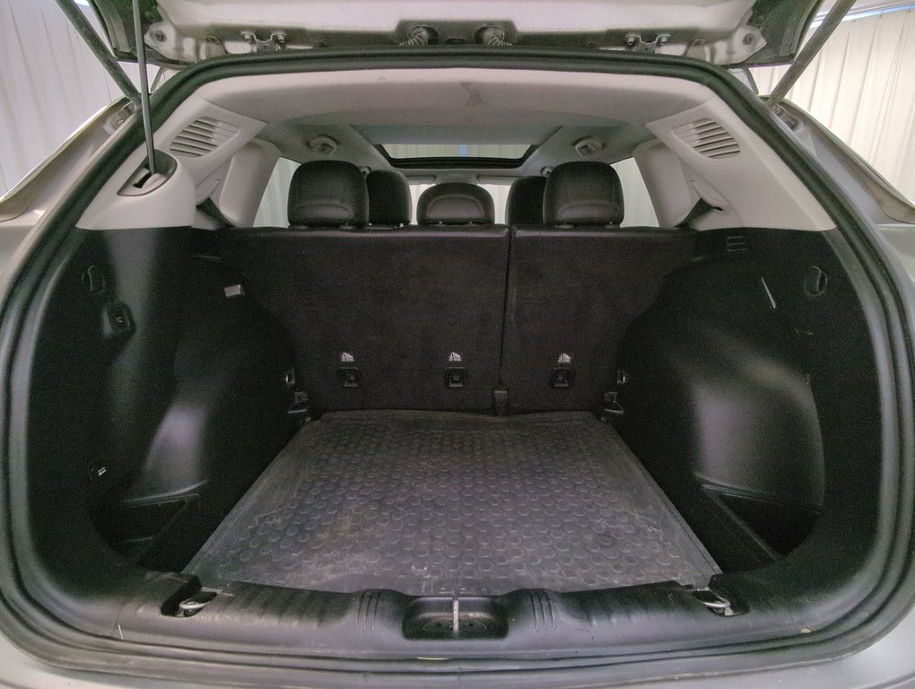 2018 Jeep Compass Limited in Dartmouth, Nova Scotia - 23 - w1024h768px