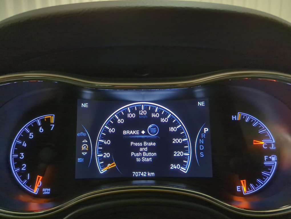2015 Jeep Grand Cherokee Limited in Dartmouth, Nova Scotia - 15 - w1024h768px