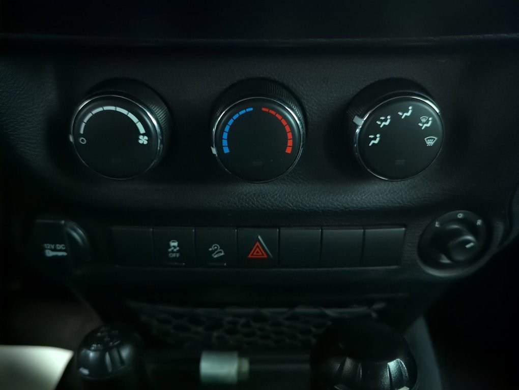 2018 Jeep Wrangler JK Sport in Dartmouth, Nova Scotia - 17 - w1024h768px