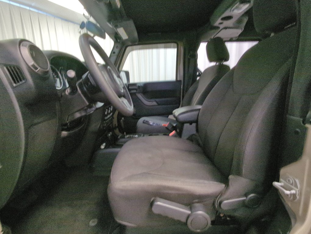 2018 Jeep Wrangler JK Sport in Dartmouth, Nova Scotia - 11 - w1024h768px