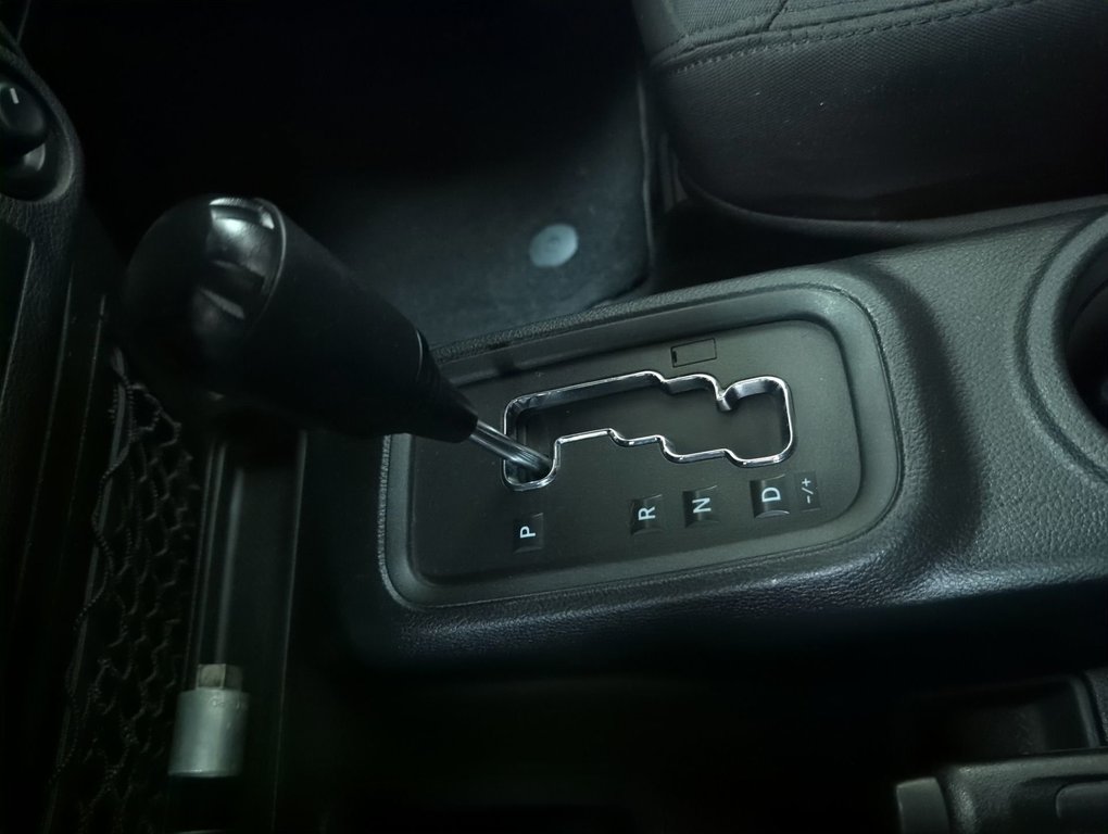 2018 Jeep Wrangler JK Sport in Dartmouth, Nova Scotia - 18 - w1024h768px