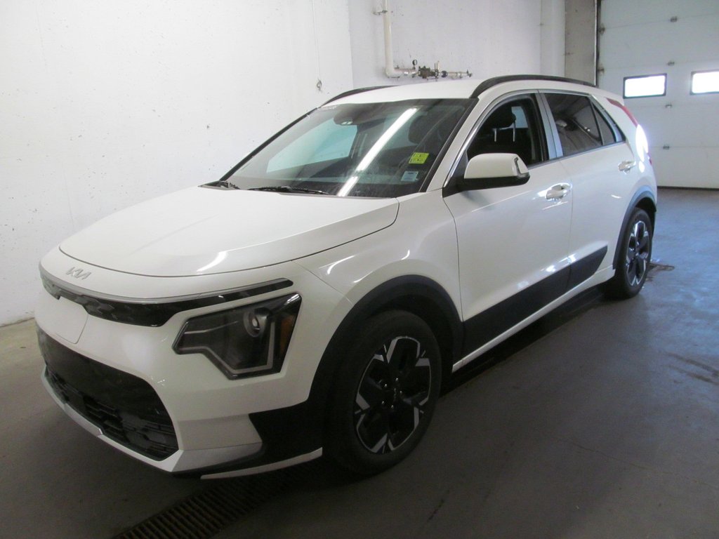 2023 Kia Niro EV PREMIUM in Dartmouth, Nova Scotia - 2 - w1024h768px