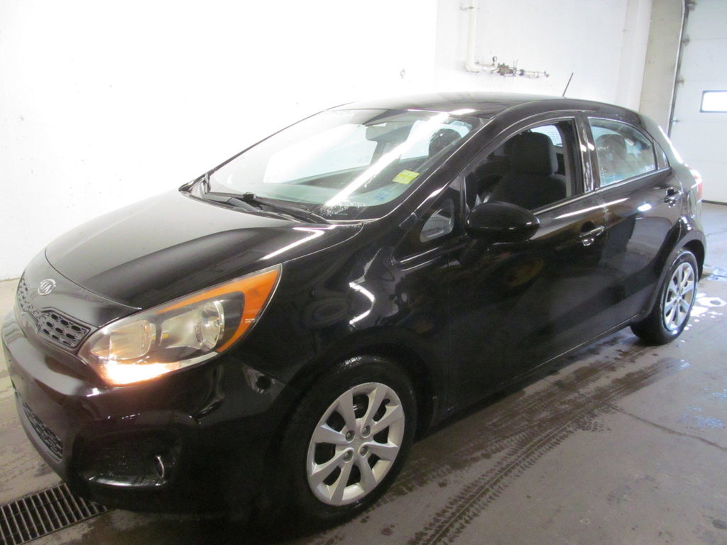 2013 Kia Rio LX in Dartmouth, Nova Scotia - 2 - w1024h768px