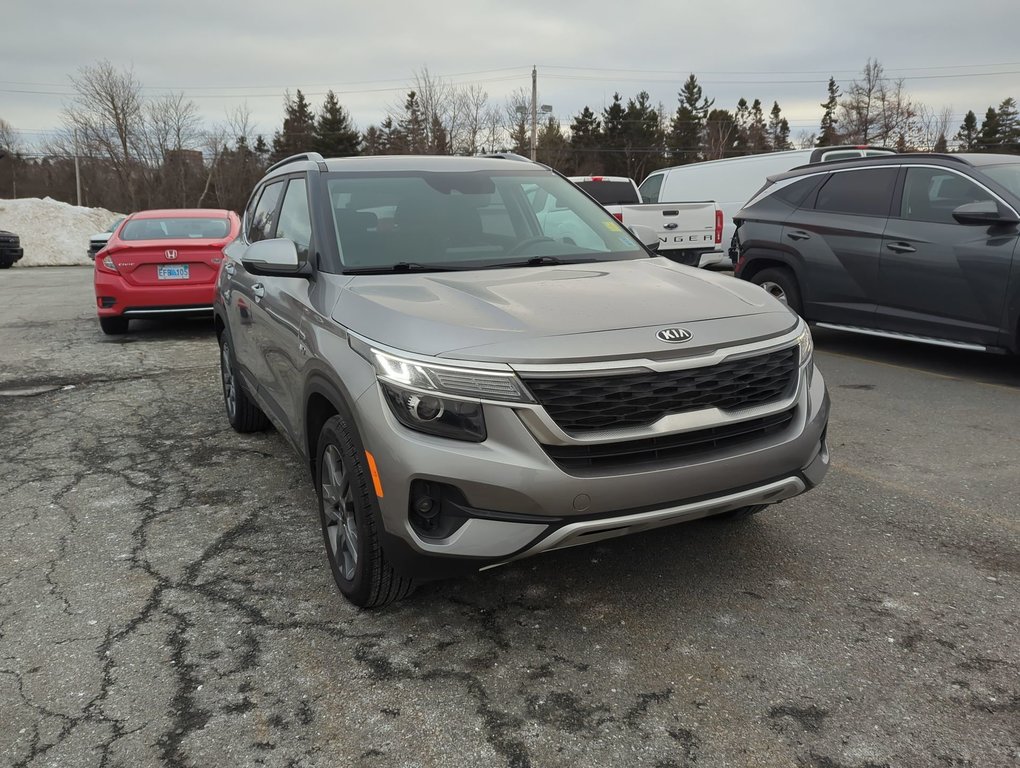 2021 Kia Seltos EX AWD *GM Certified* in Dartmouth, Nova Scotia - 2 - w1024h768px