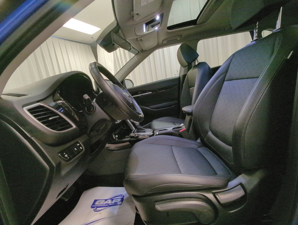 2023 Kia Seltos EX in Dartmouth, Nova Scotia - 11 - w1024h768px