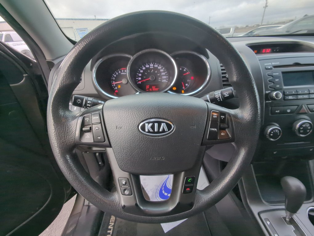 2013 Kia Sorento AS IS in Dartmouth, Nova Scotia - 14 - w1024h768px