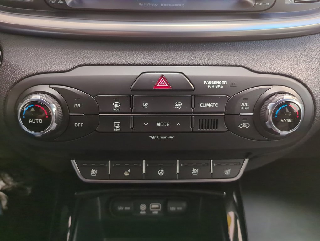 2016 Kia Sorento 3.3L SX in Dartmouth, Nova Scotia - 19 - w1024h768px