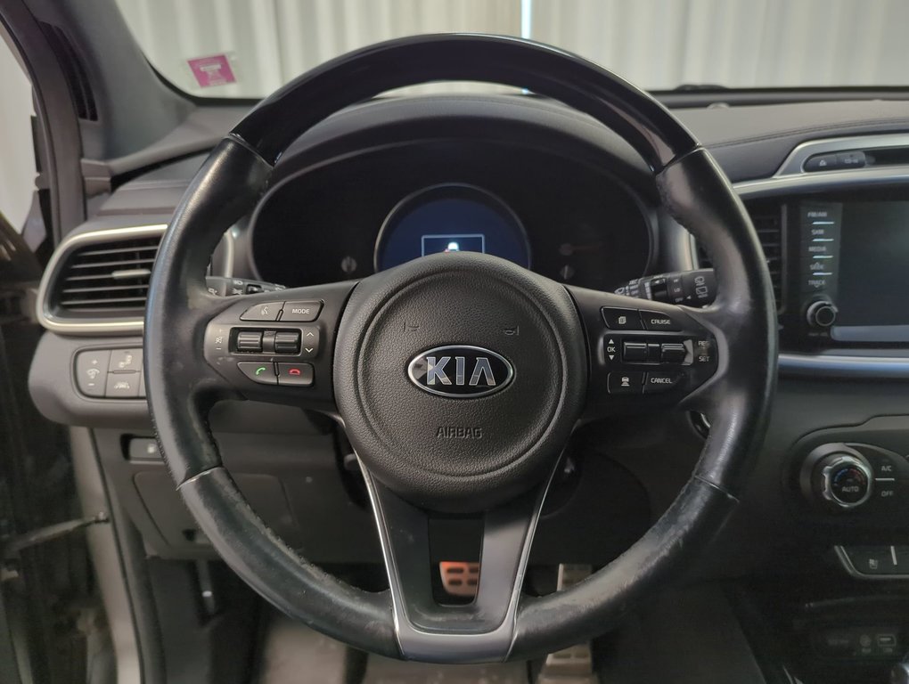 2016 Kia Sorento 3.3L SX in Dartmouth, Nova Scotia - 14 - w1024h768px