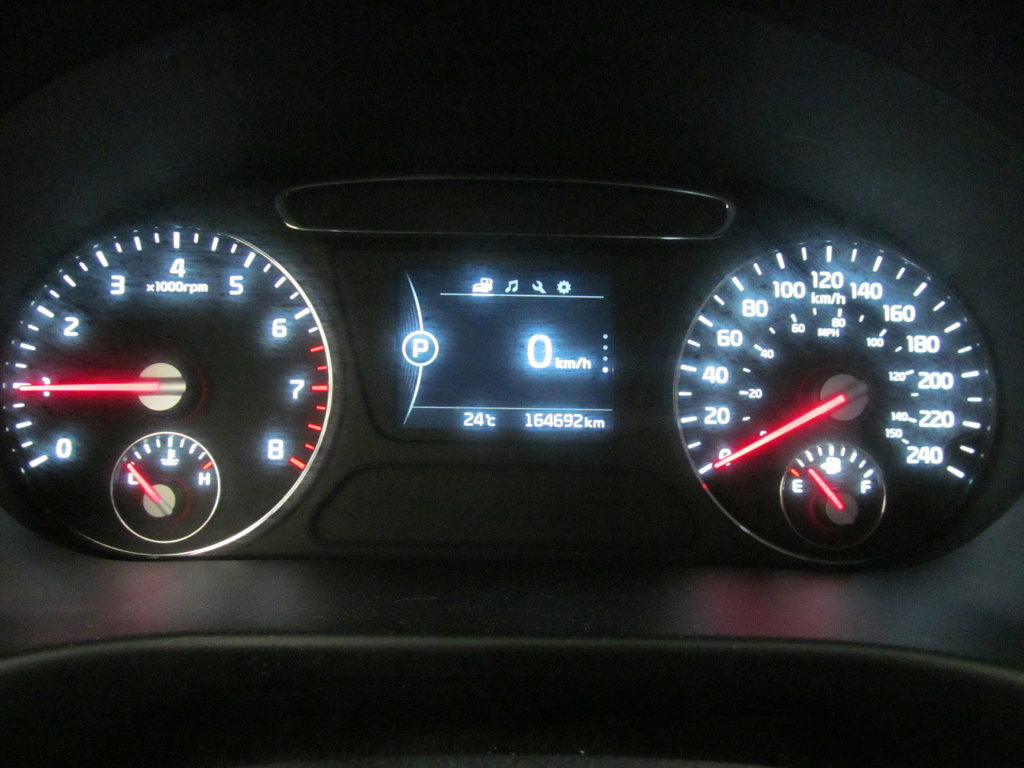 2016 Kia Sorento 3.3L LX+ in Dartmouth, Nova Scotia - 5 - w1024h768px