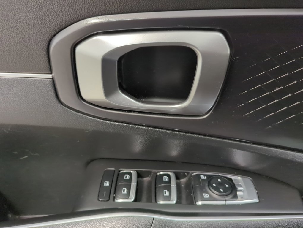 2021 Kia Sorento LX+ in Dartmouth, Nova Scotia - 13 - w1024h768px