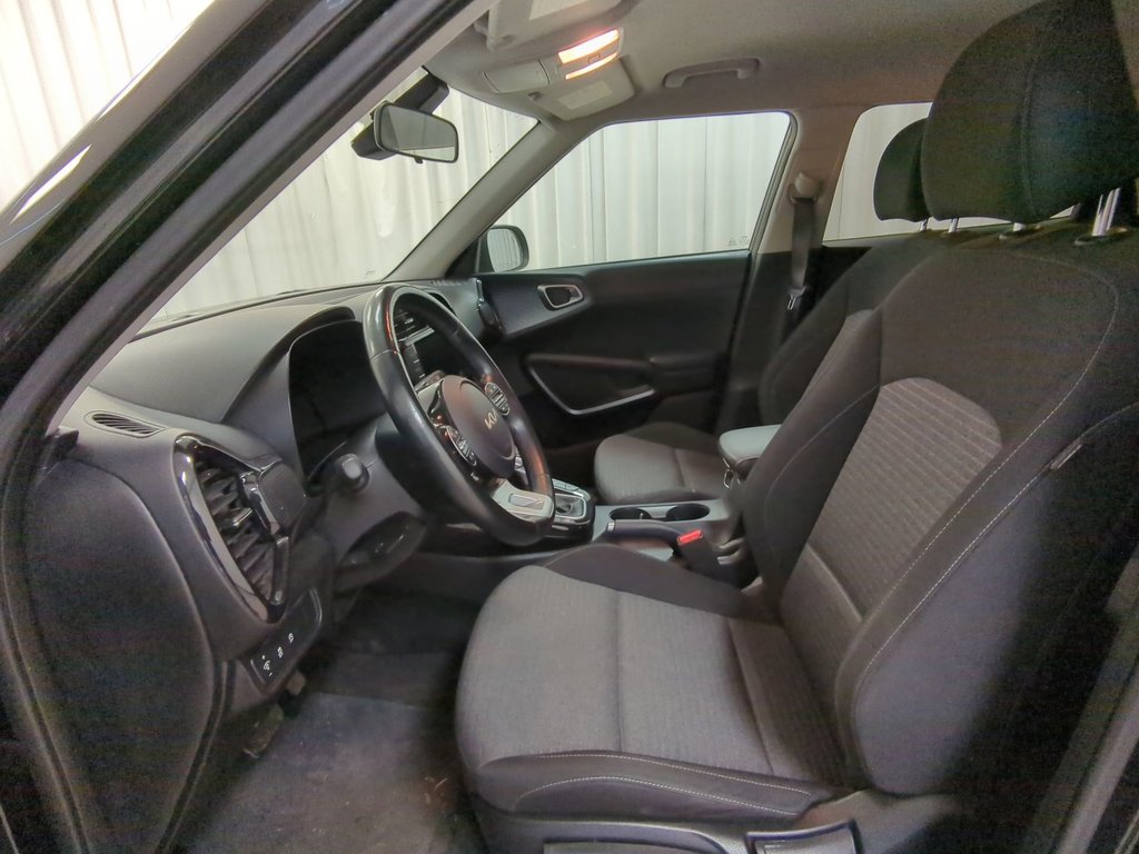 2023 Kia Soul EX in Dartmouth, Nova Scotia - 11 - w1024h768px