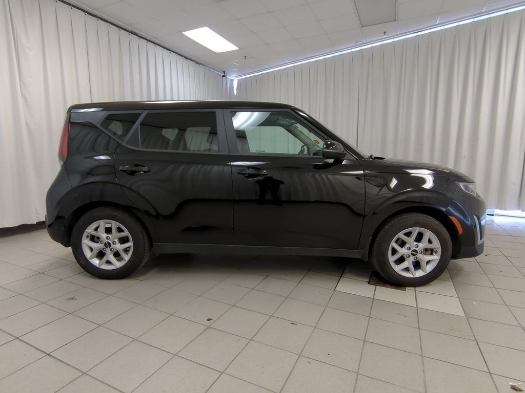 2023 Kia Soul EX in Dartmouth, Nova Scotia - 9 - w1024h768px