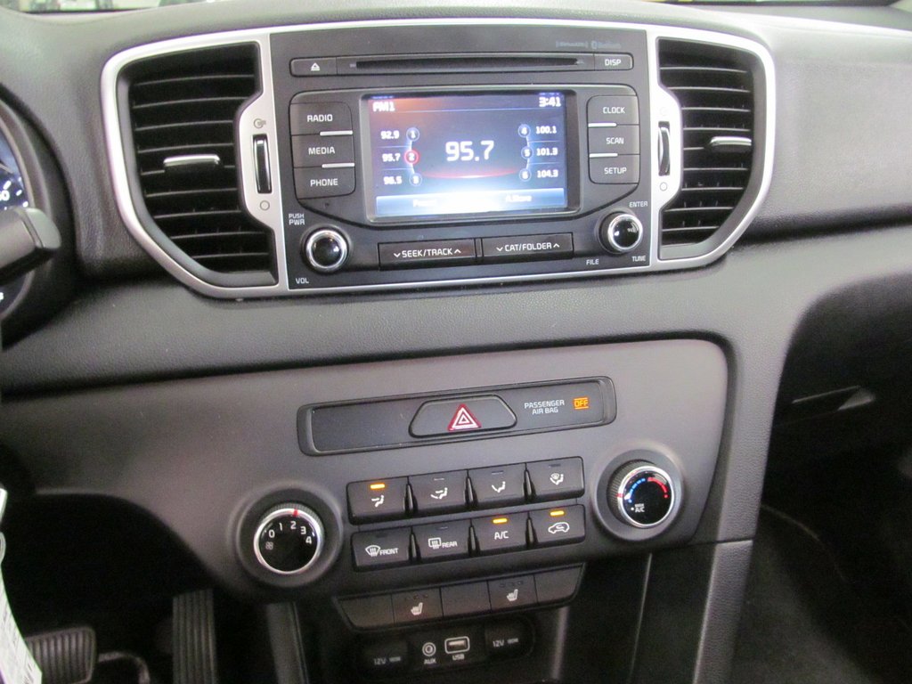 2018 Kia Sportage LX in Dartmouth, Nova Scotia - 6 - w1024h768px