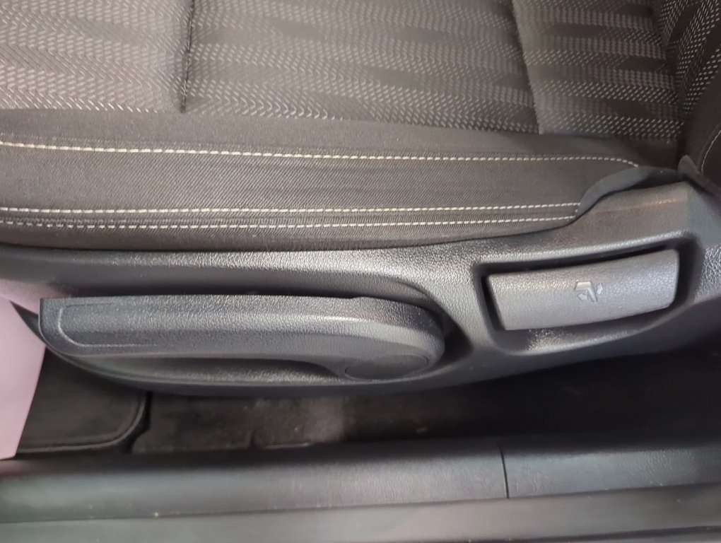 2020 Kia Sportage LX in Dartmouth, Nova Scotia - 12 - w1024h768px